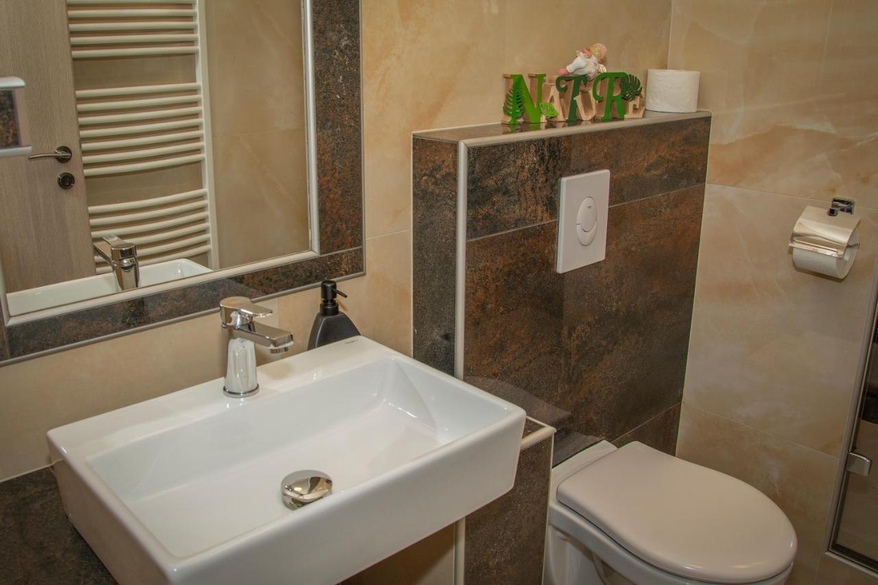 Oros House Apartmanház Orosháza Kültér fotó