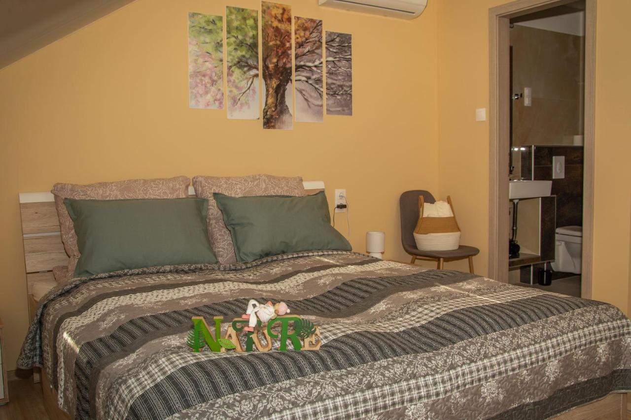 Oros House Apartmanház Orosháza Kültér fotó